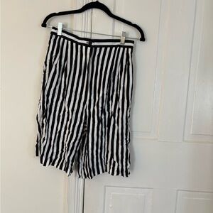 🎹 striped long shorts 🎹